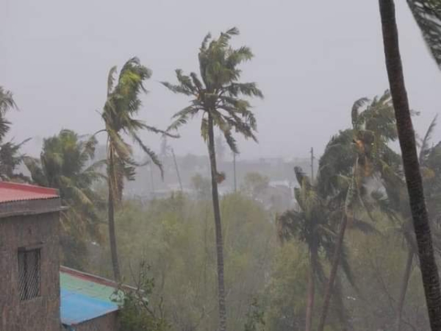 আজ ফের বজ্রবিদ্যুৎ সহ বৃষ্টি, ভোগান্তি 1