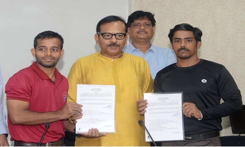 শুরু হচ্ছে রাজ্য সরকারের নতুন চার অ্যাকাডেমি, দুই কুস্তিগিরকে চাকরি মুখ্যমন্ত্রীর 21